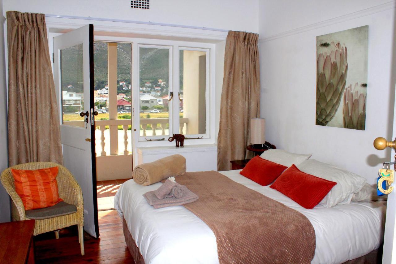 The Muize Bed and Breakfast Muizenberg Esterno foto
